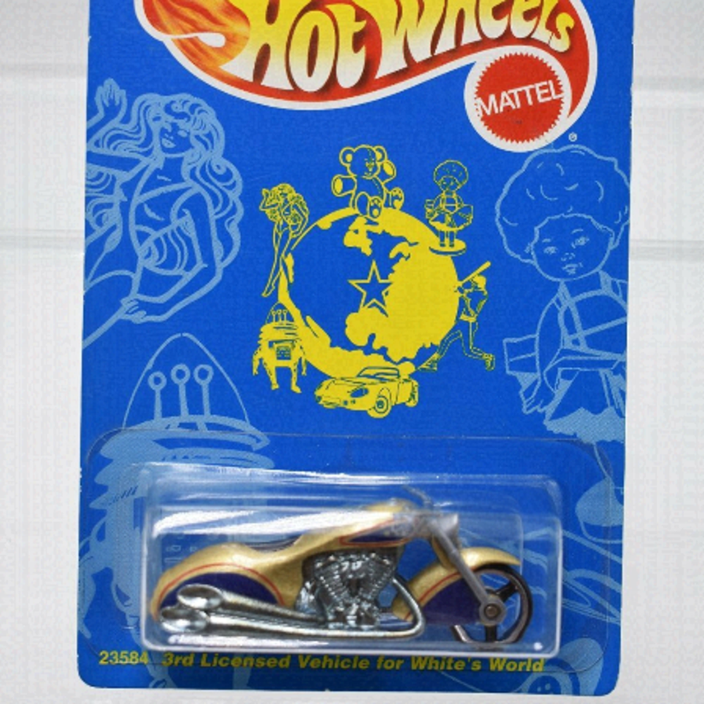 Hot Wheels White's Guide Exclusive Scorchin' Scooter Gold 23584 3rd 1998 New